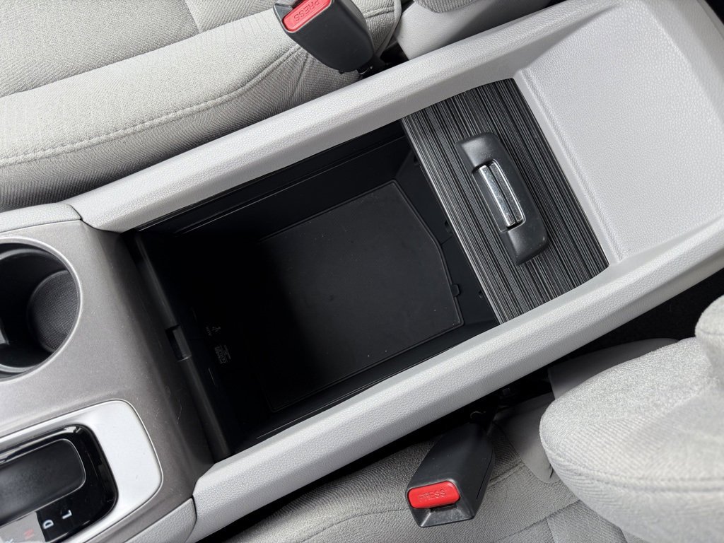 Used 2016 Honda Pilot LX image 25