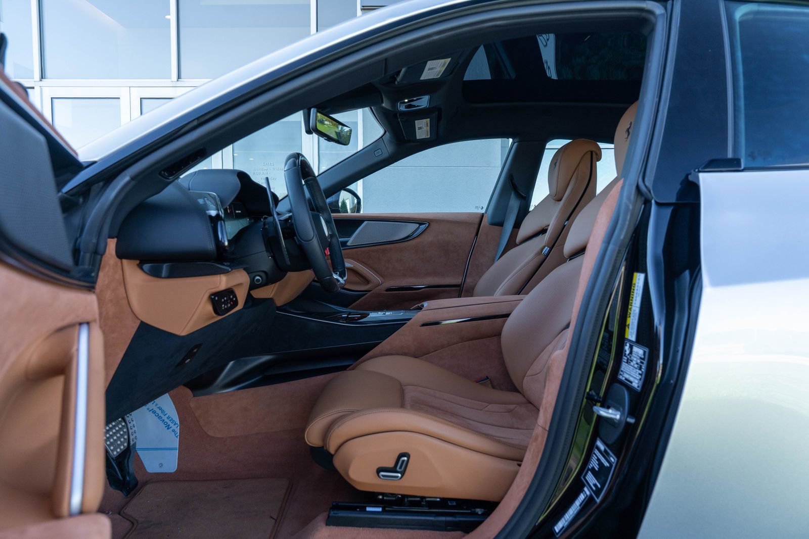 Certified 2025 Ferrari Purosangue image 29