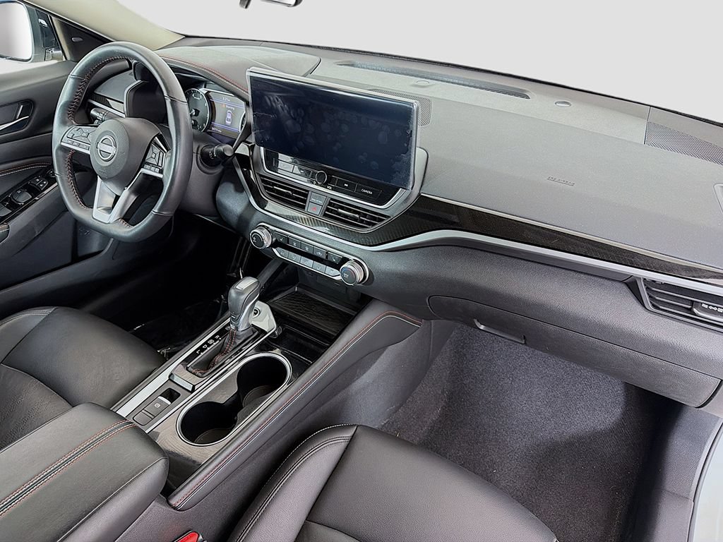 Used 2023 Nissan Altima 2.5 SR w/ SR Premium Package AWD/4WD image 19