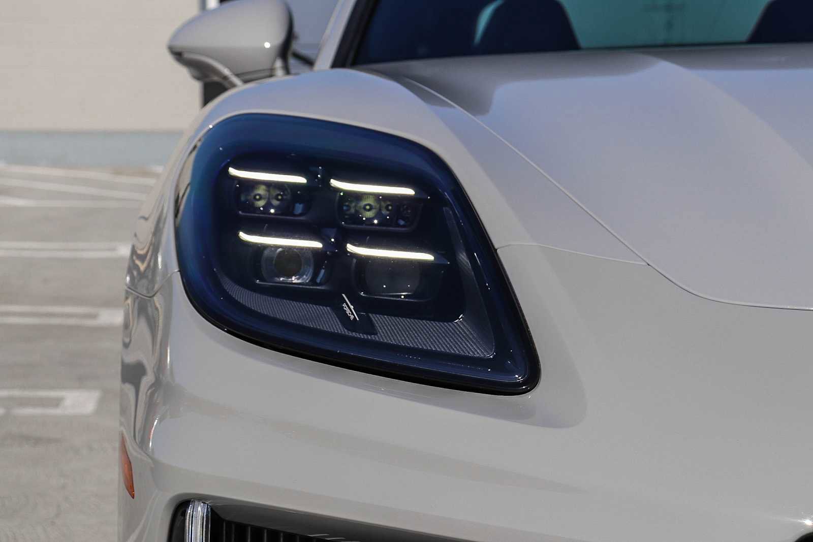 Used 2025 Porsche Panamera 4 image 6