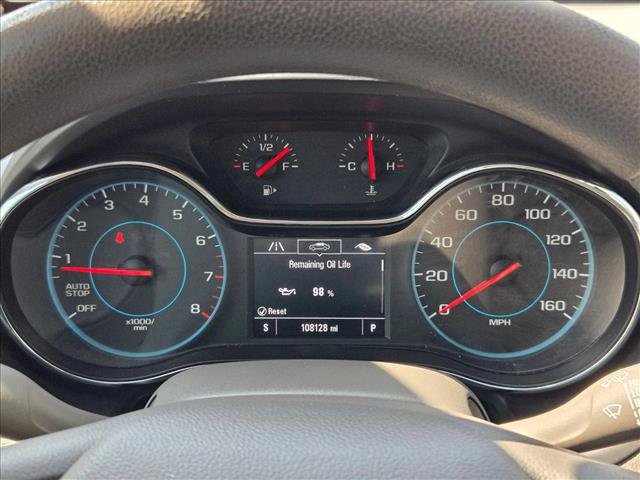 Used 2018 Chevrolet Cruze LT w/ Convenience Package FWD image 11
