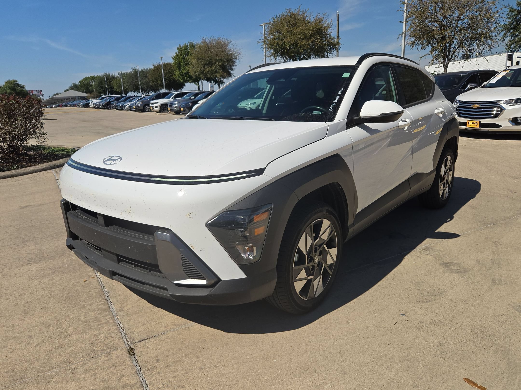 Used 2025 Hyundai Kona SEL AWD/4WD image 4