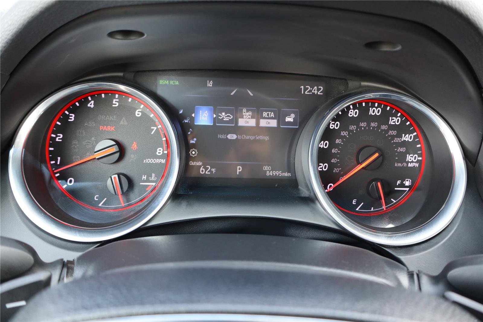 Used 2019 Toyota Camry XSE image 18