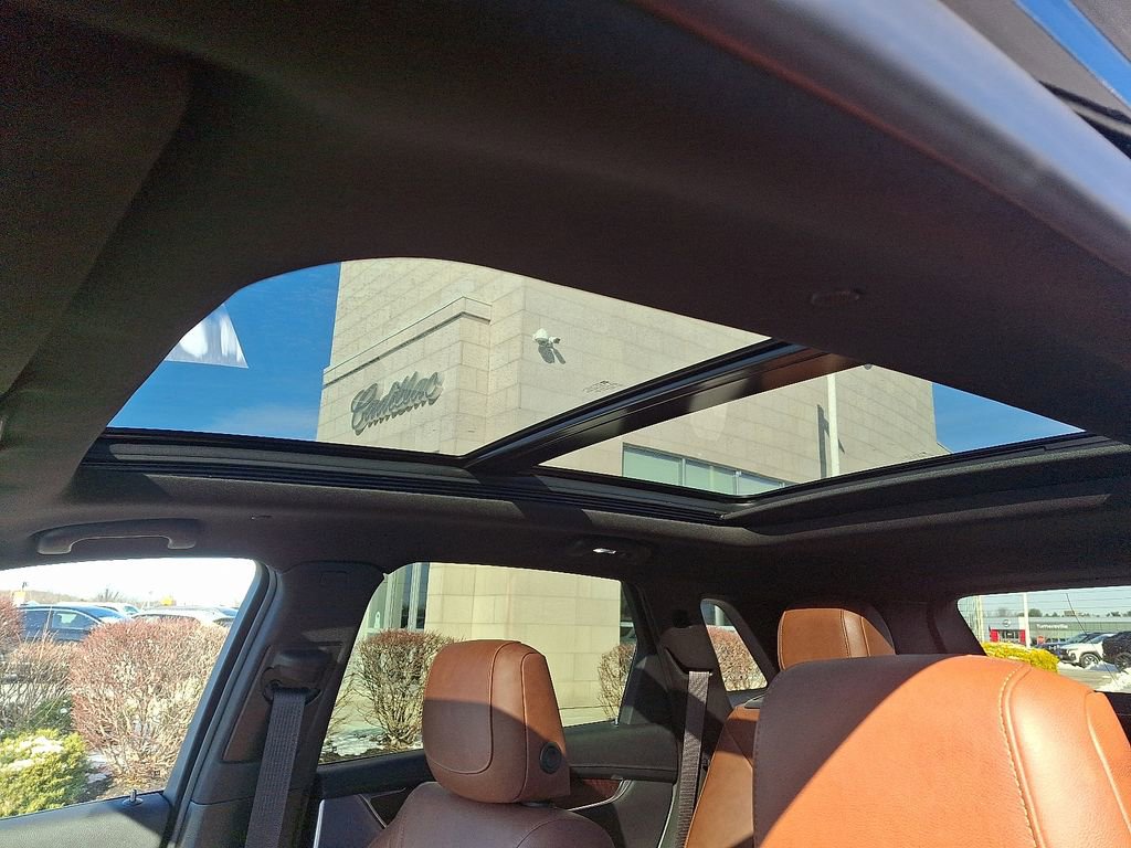 Certified 2025 Cadillac XT5 Sportv w/ Technology Package image 15