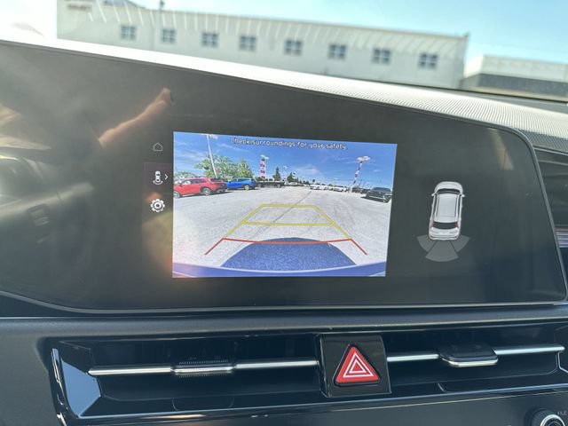 Used 2023 Kia Niro EX FWD image 24