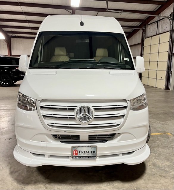 Used 2023 Mercedes-Benz Sprinter 2500 image 8