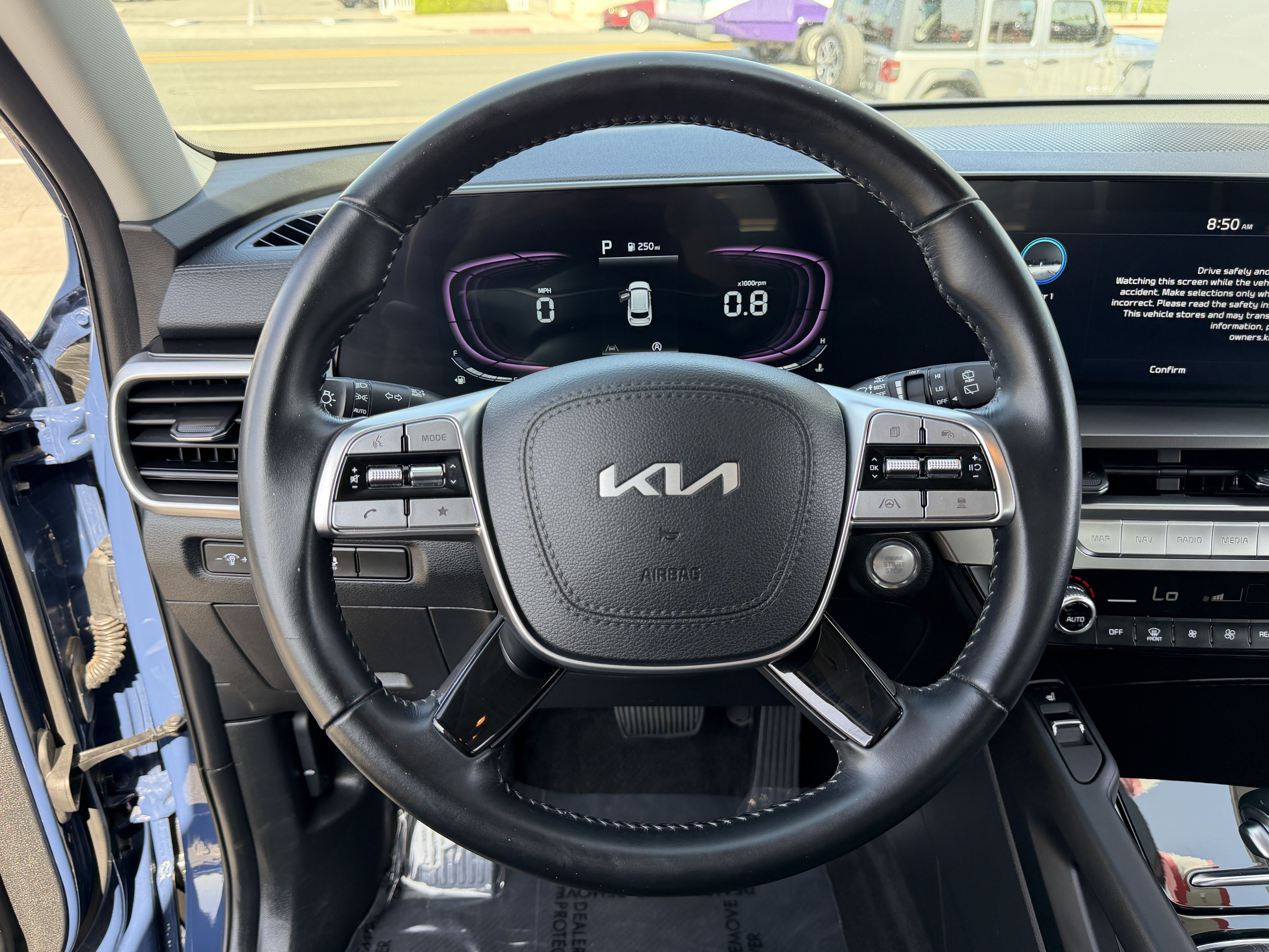Certified 2024 Kia Telluride S FWD image 18