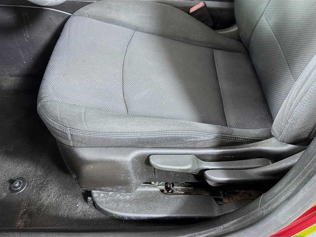 Used 2018 Chevrolet Cruze LT image 22