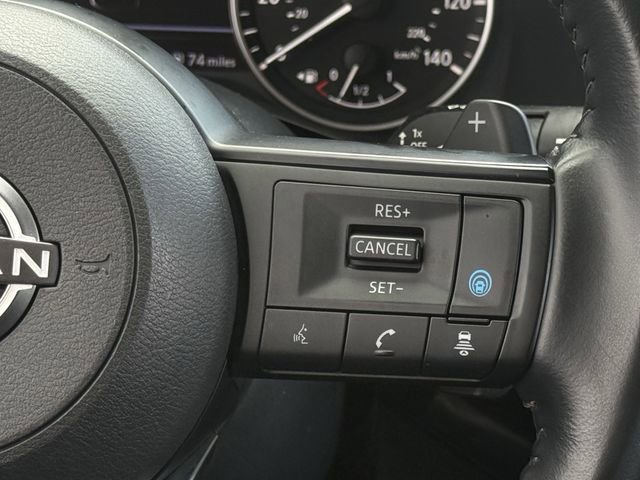 Used 2024 Nissan Pathfinder SV AWD/4WD image 14
