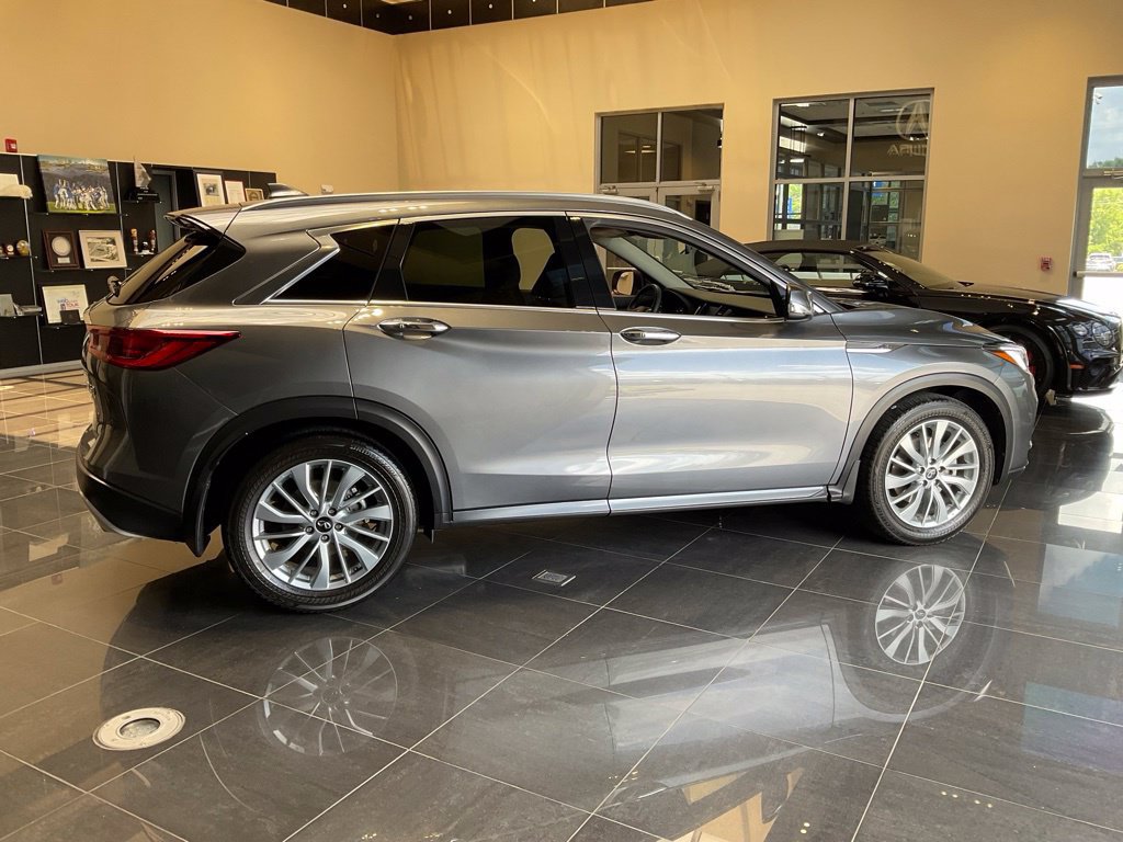 Used 2023 INFINITI QX50 Luxe AWD/4WD image 7