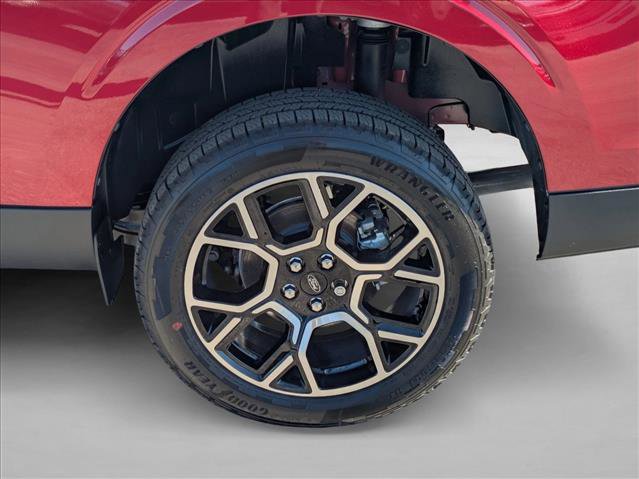 New 2026 Ford Maverick Lariat image 10