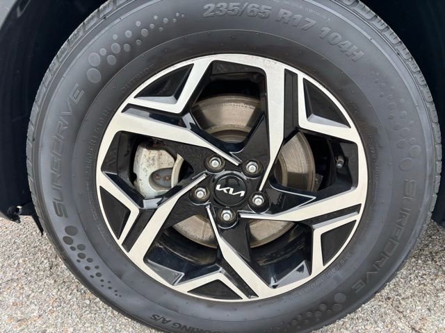 Certified 2024 Kia Sportage LX image 9