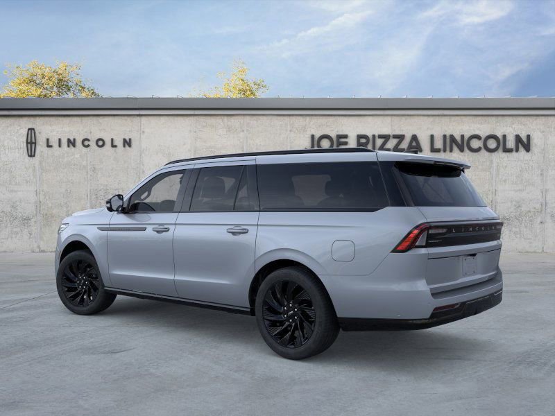 New 2026 Lincoln Navigator L Reserve w/ Jet Appearance Package image 4