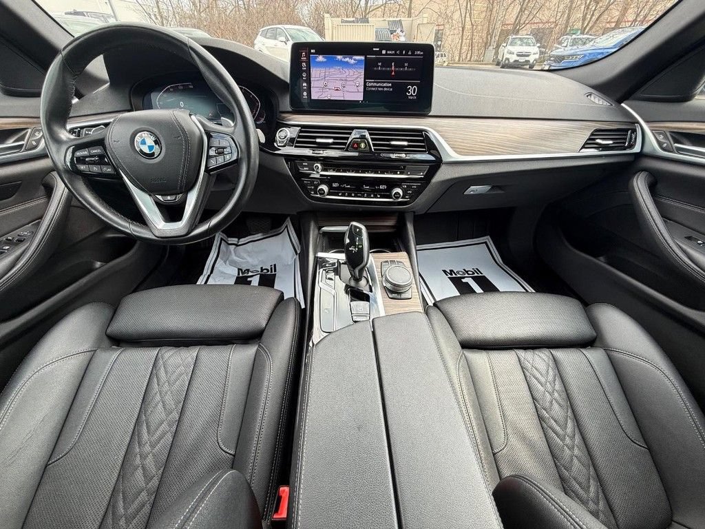Used 2022 BMW 530i xDrive w/ Convenience Package AWD/4WD image 15