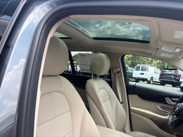 Used 2021 Mercedes-Benz GLC 300 4MATIC image 51