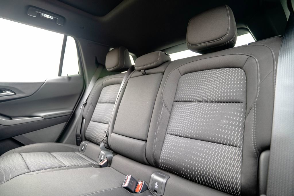 New 2026 Chevrolet Equinox LT w/ Safety and Technology Package image 30