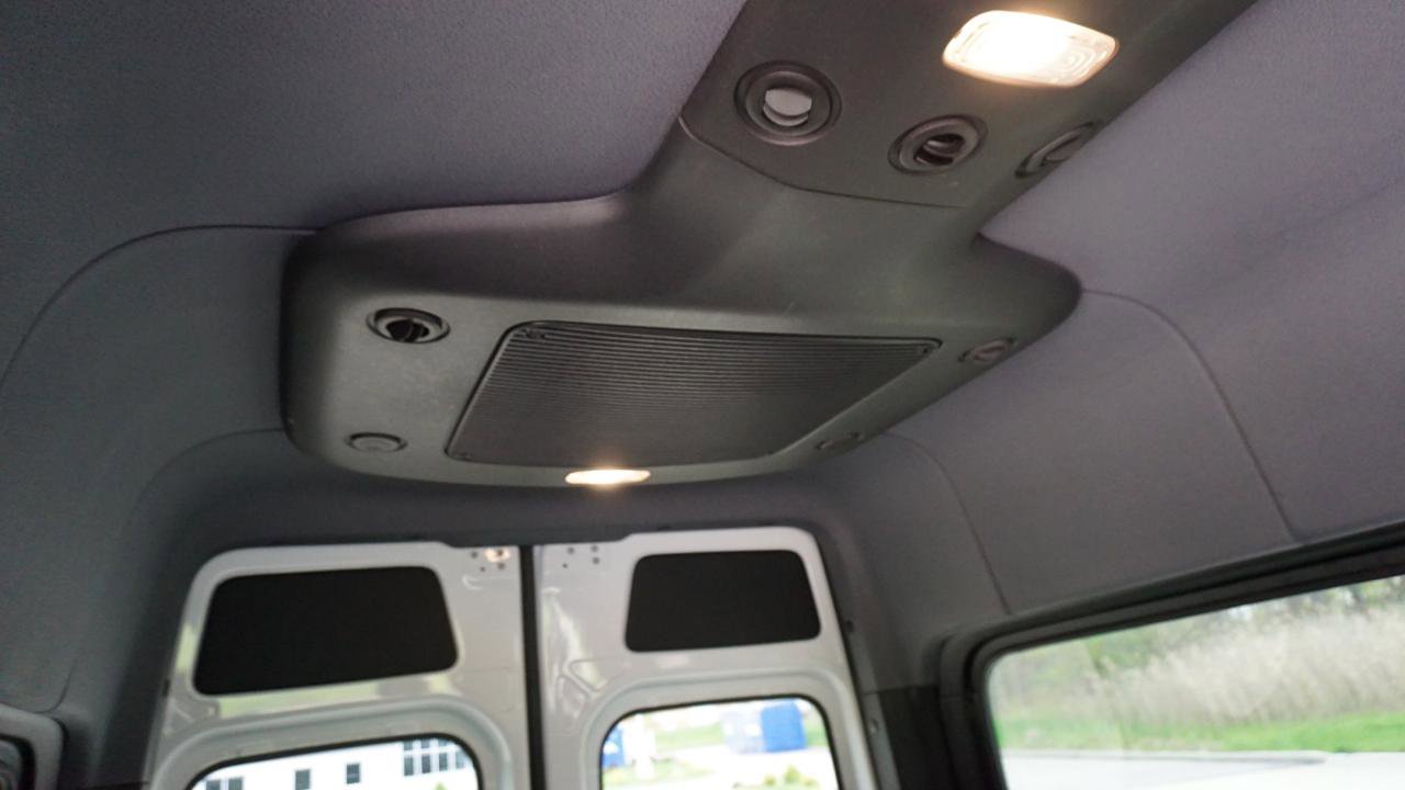 Used 2025 Mercedes-Benz Sprinter 2500 image 26