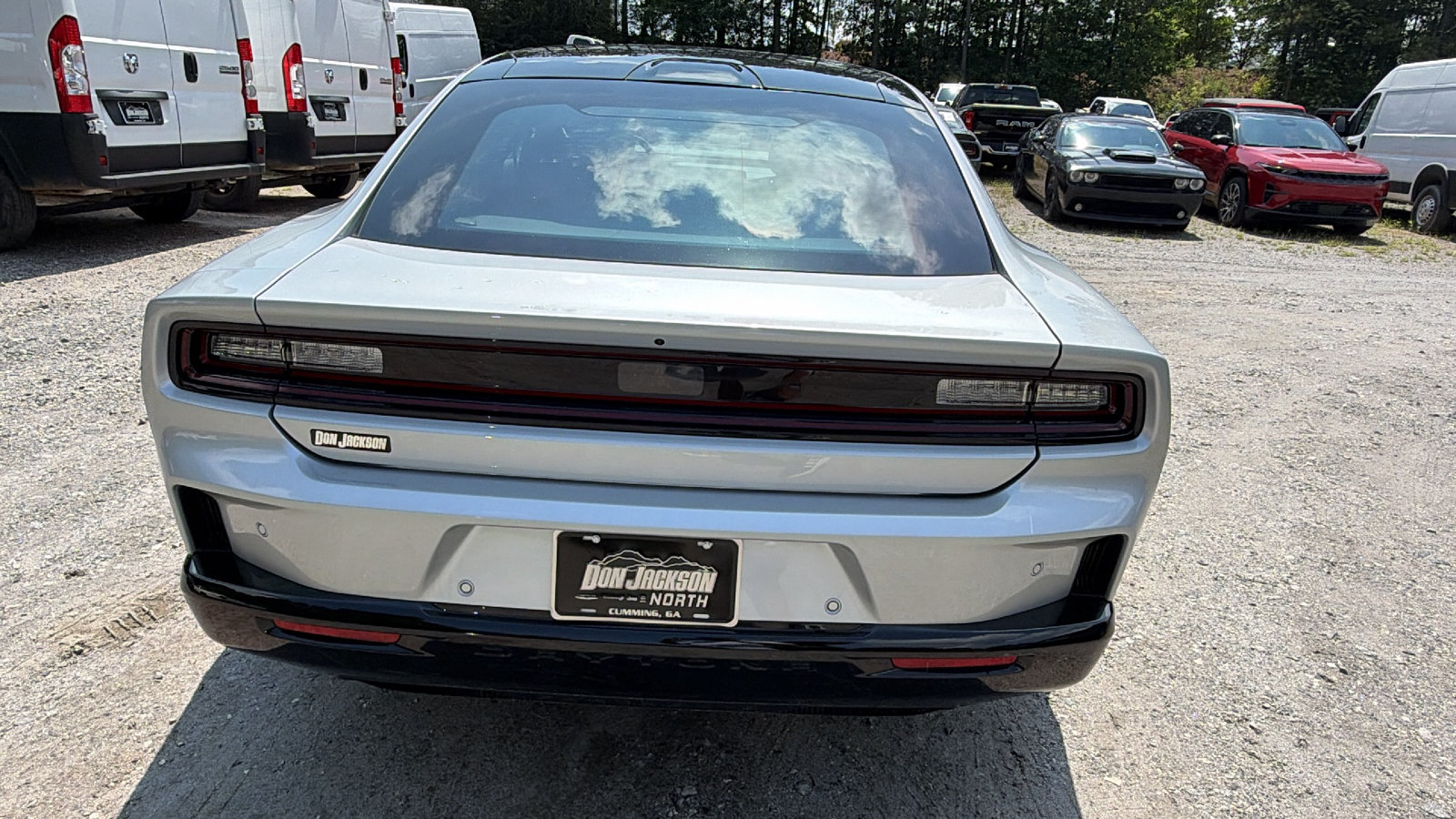 Used 2024 Dodge Charger Daytona R/T w/ Plus Group AWD/4WD image 9