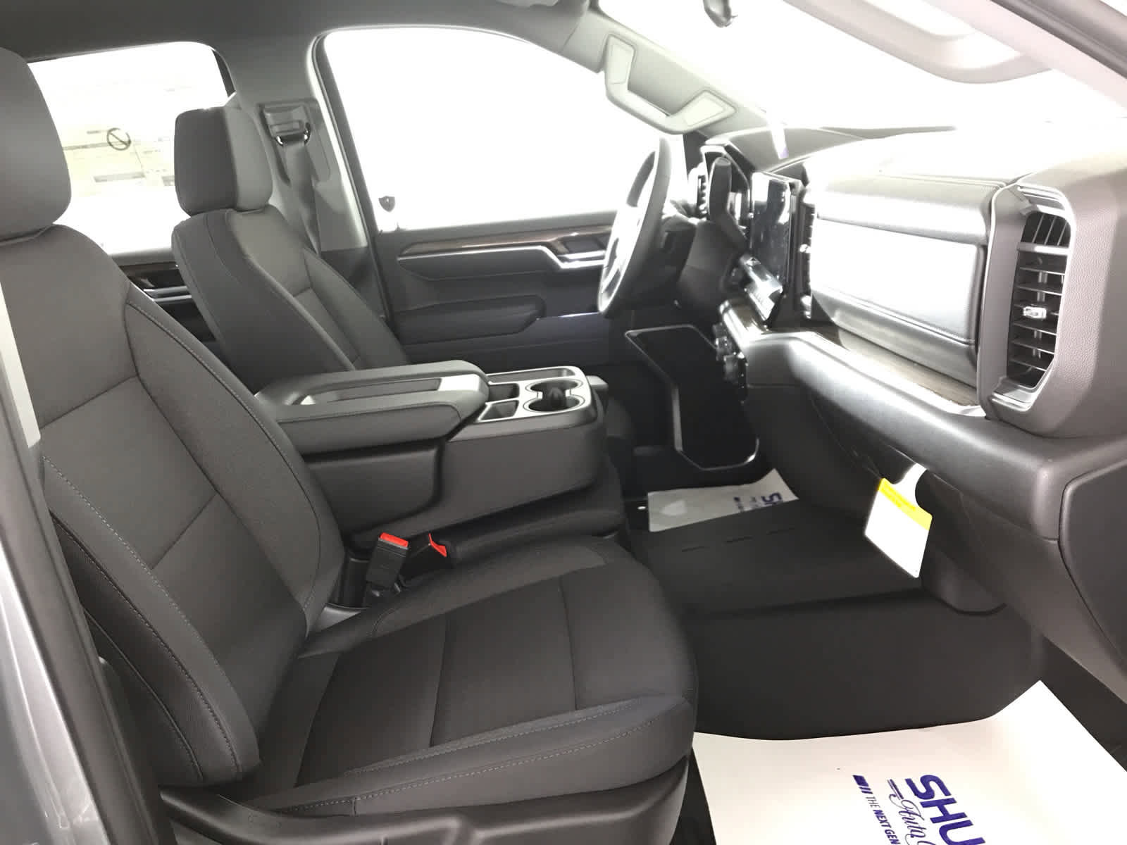 New 2026 Chevrolet Silverado 1500 LT image 18