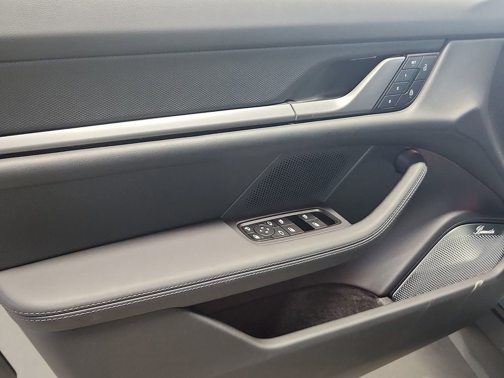 New 2026 Porsche Taycan AWD/4WD image 13
