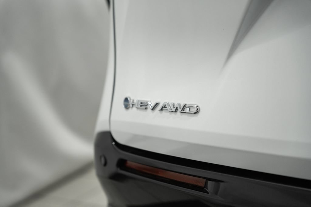 New 2026 Toyota Sienna Platinum AWD/4WD image 8