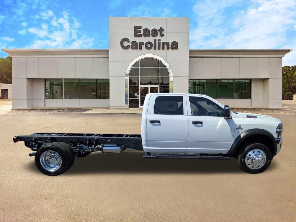 New 2026 RAM 5500 Tradesman w/ Chrome Appearance Group AWD/4WD image 2