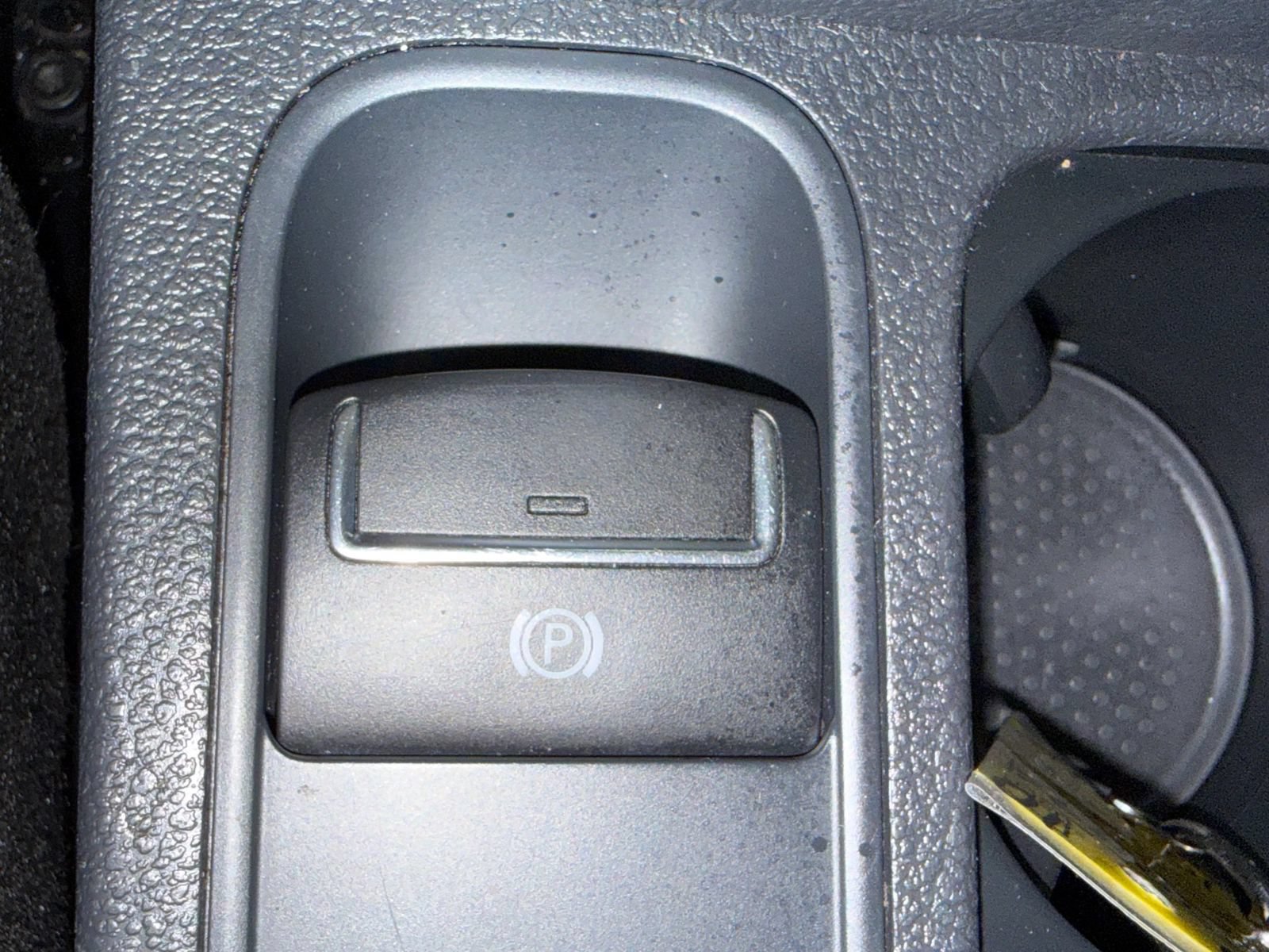 Used 2017 Volkswagen Tiguan S AWD/4WD image 23