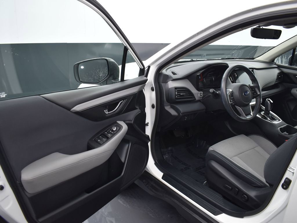Used 2022 Subaru Outback Premium image 9