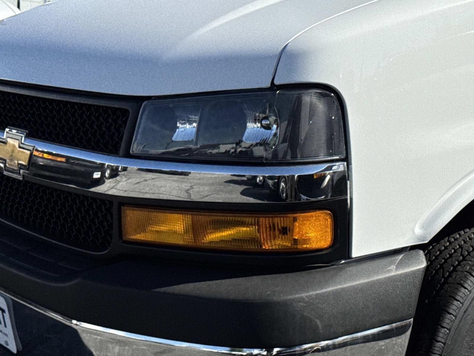 New 2026 Chevrolet Express 2500 Extended w/ Driver Convenience Package RWD image 7