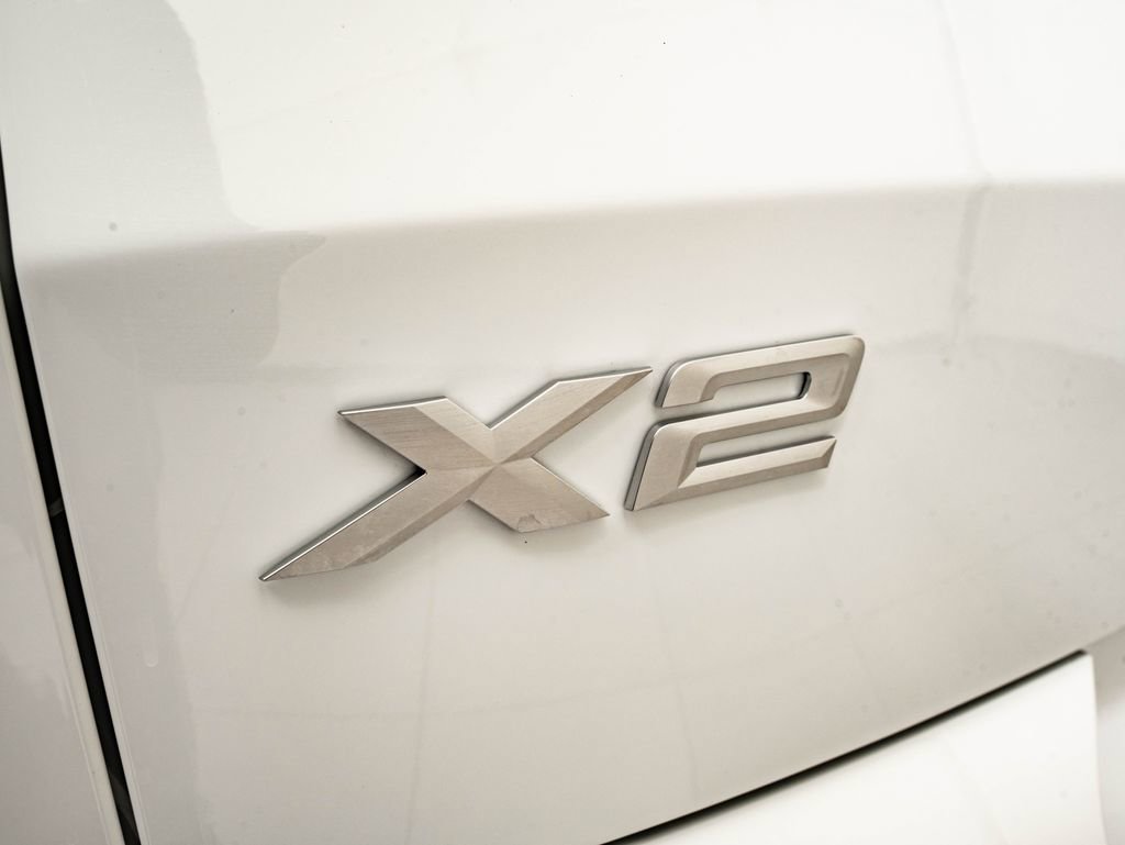 New 2026 BMW X2 xDrive28i w/ Technology Package AWD/4WD image 18