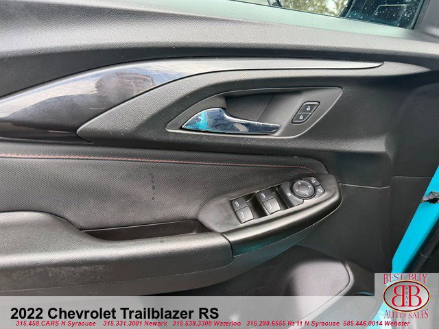 Used 2022 Chevrolet TrailBlazer RS FWD image 16