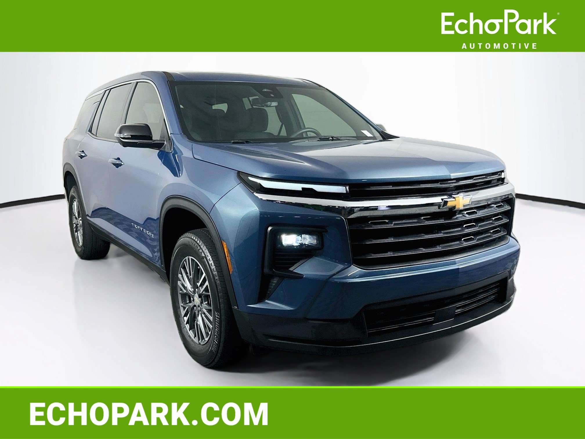 Used 2024 Chevrolet Traverse LS