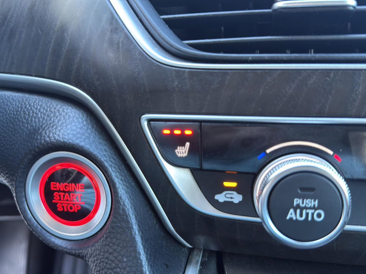 Used 2019 Honda Accord EX image 30