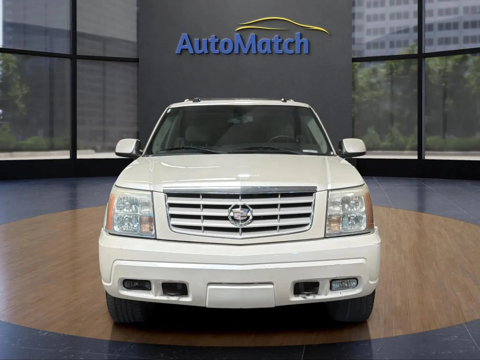 Used 2005 Cadillac Escalade AWD image 2