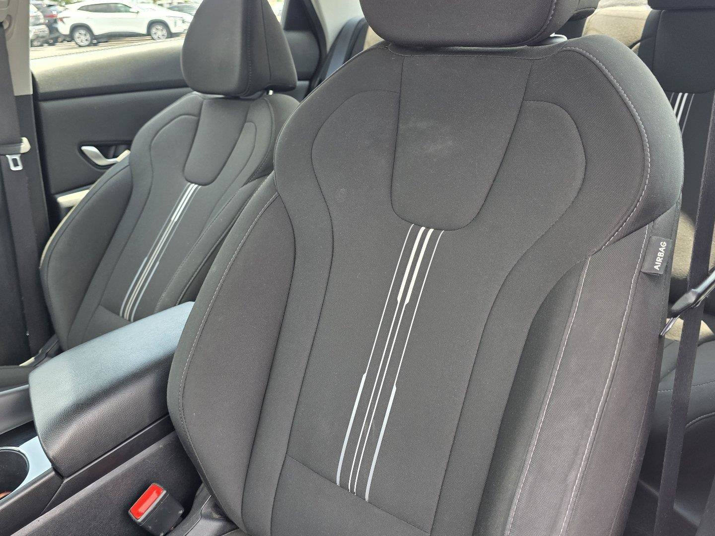Used 2025 Hyundai Elantra SEL FWD image 22