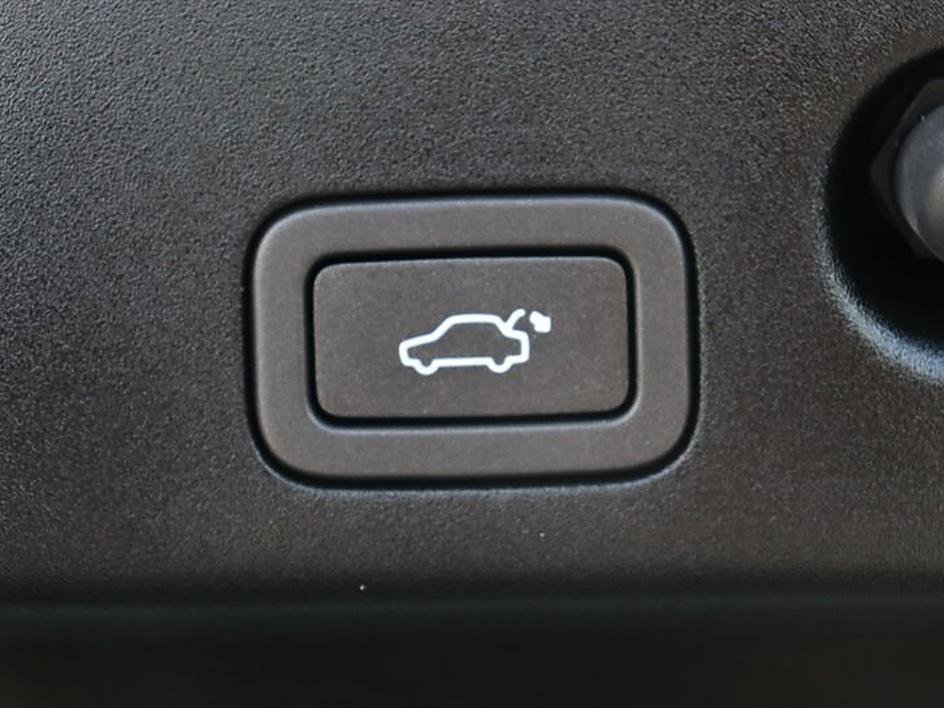 Used 2015 Jaguar XJ L Portfolio AWD/4WD image 54