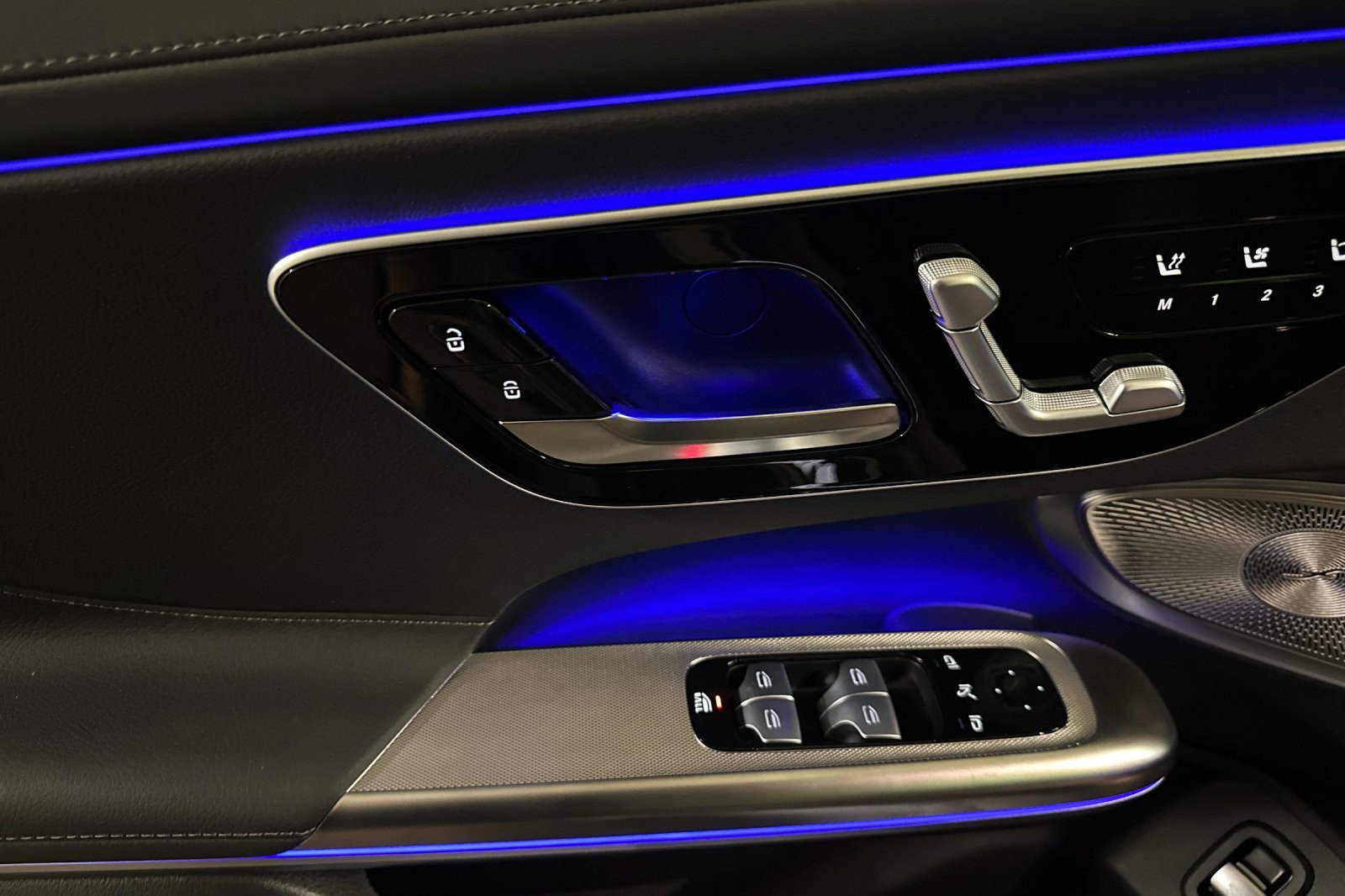 New 2026 Mercedes-Benz CLE 450 4MATIC Cabriolet image 11