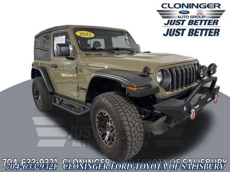 Used 2025 Jeep Wrangler Sport image 1