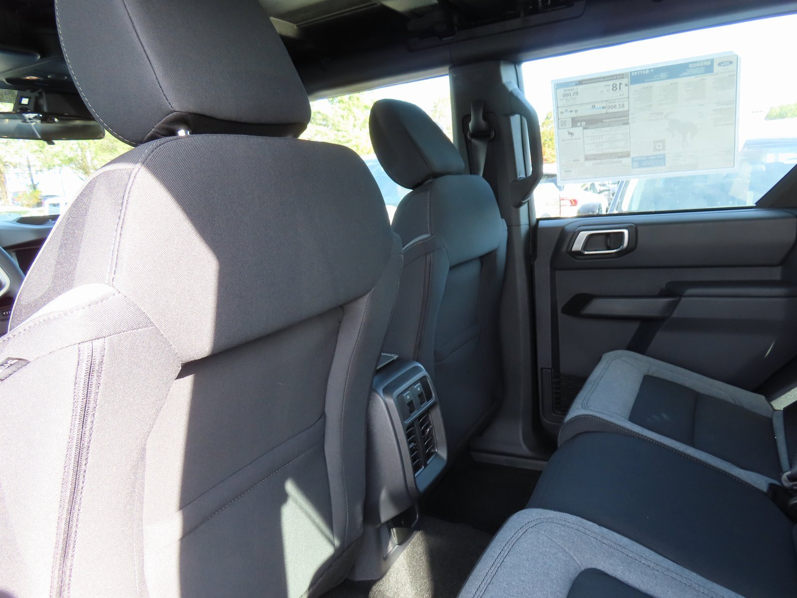 New 2025 Ford Bronco 4-Door w/ Sasquatch Package image 16