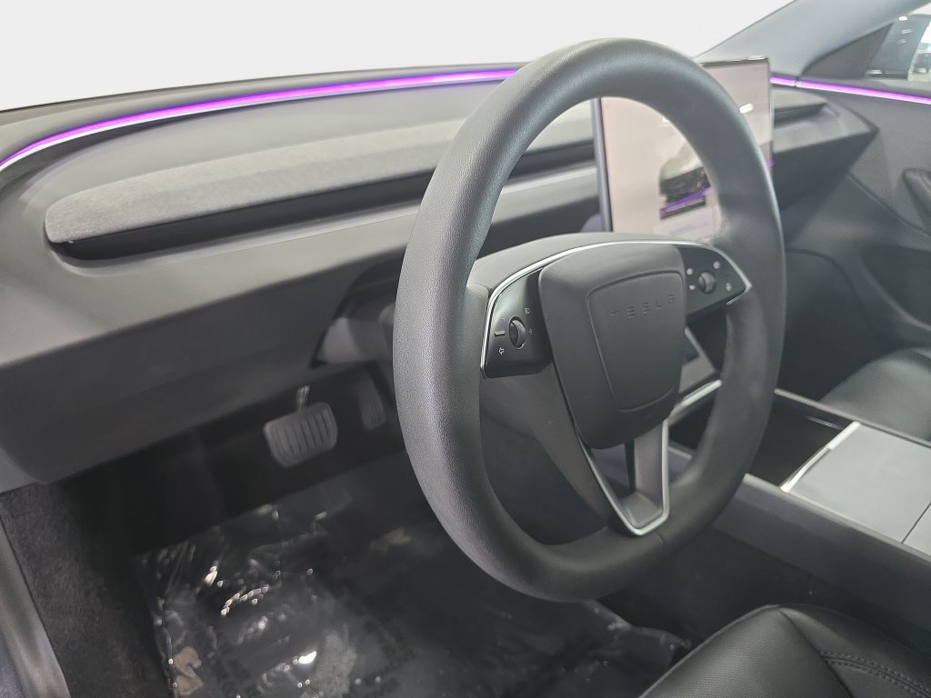 Used 2024 Tesla Model 3 Standard Range RWD image 23
