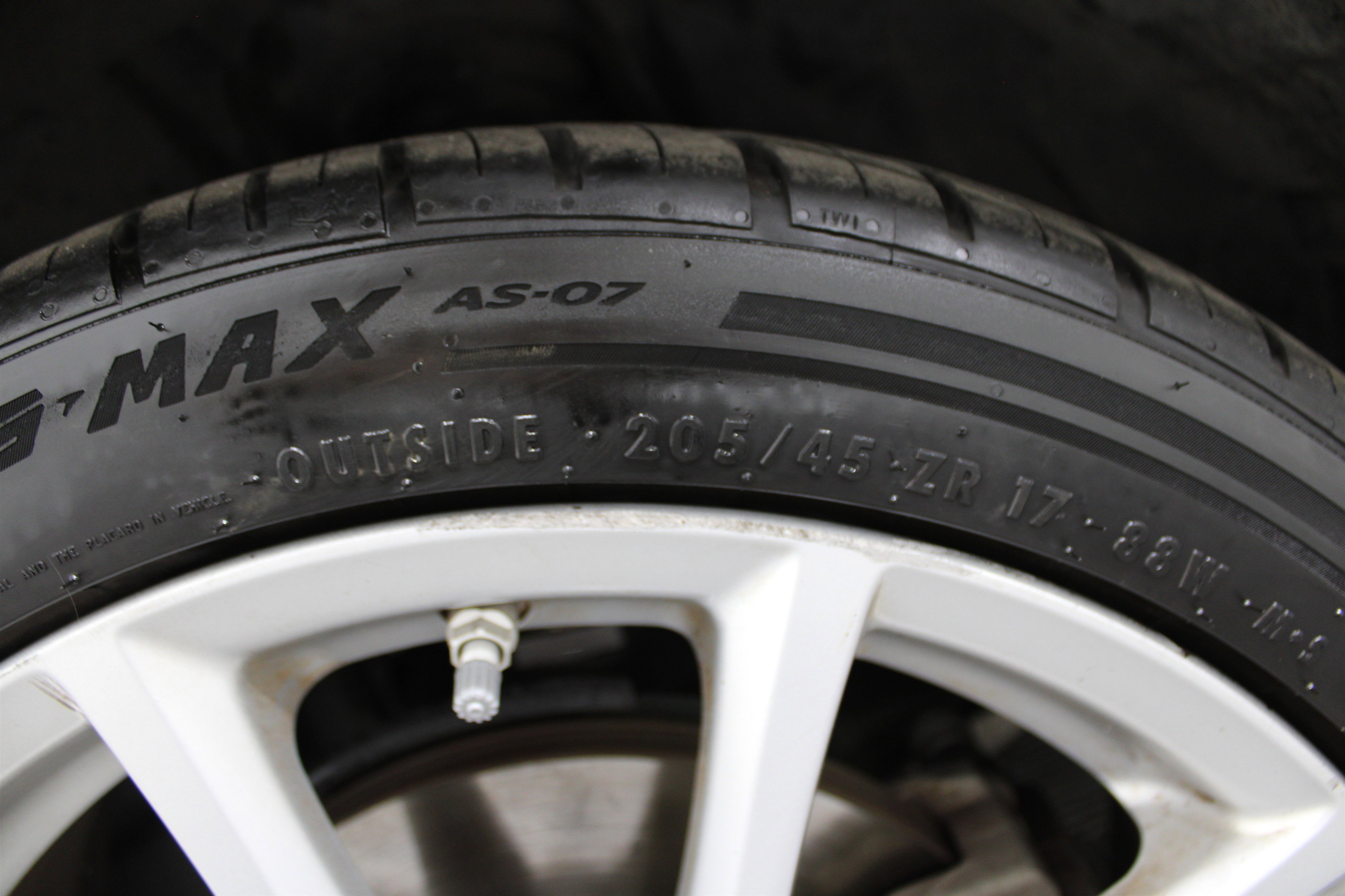 Used 2010 MAZDA MX-5 Miata Grand Touring w/ Premium Pkg image 32