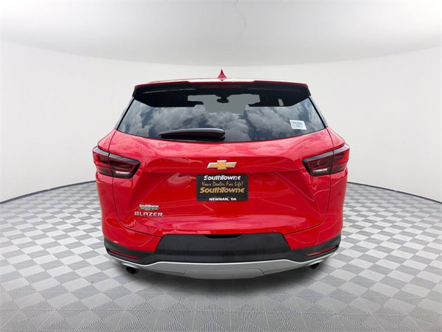 Used 2023 Chevrolet Blazer LT w/ Driver Confidence Package image 6