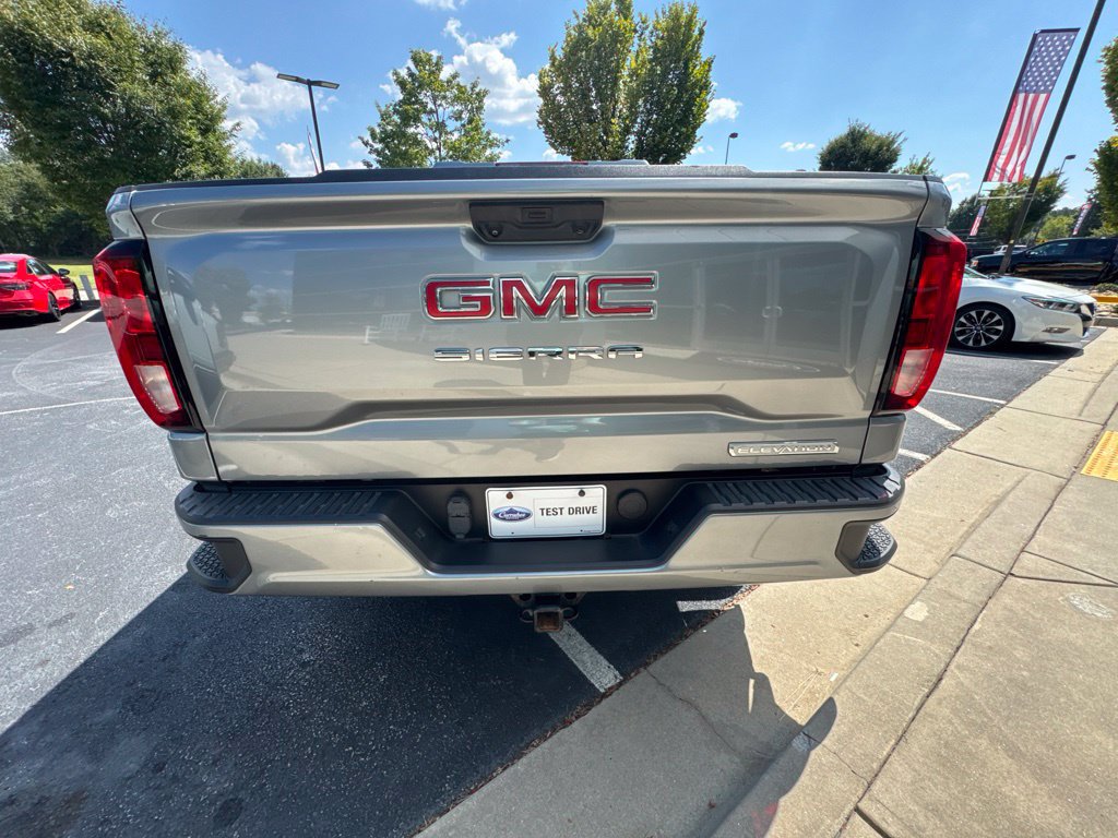 Used 2023 GMC Sierra 1500 Elevation AWD/4WD image 6