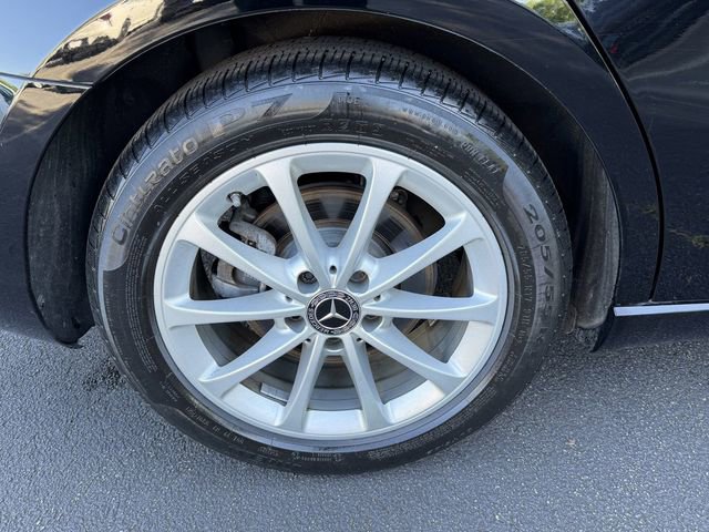 Used 2022 Mercedes-Benz A 220 4MATIC image 48