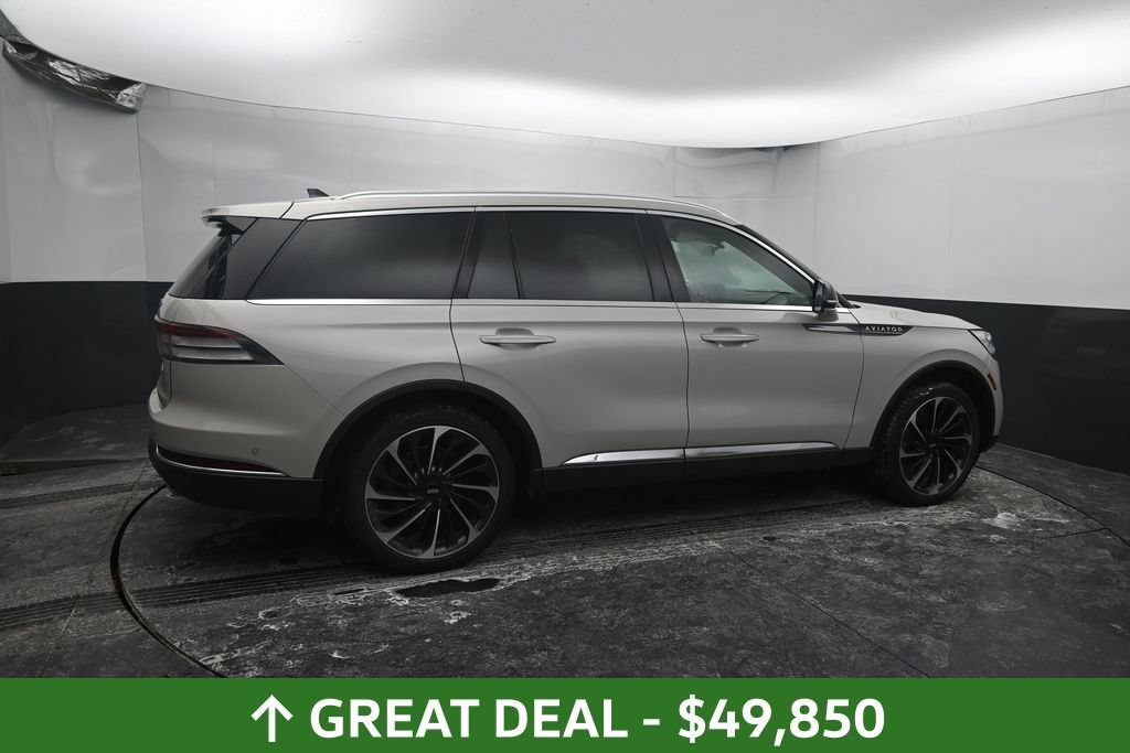 Used 2024 Lincoln Aviator Reserve w/ Equipment Group 201A AWD/4WD image 13