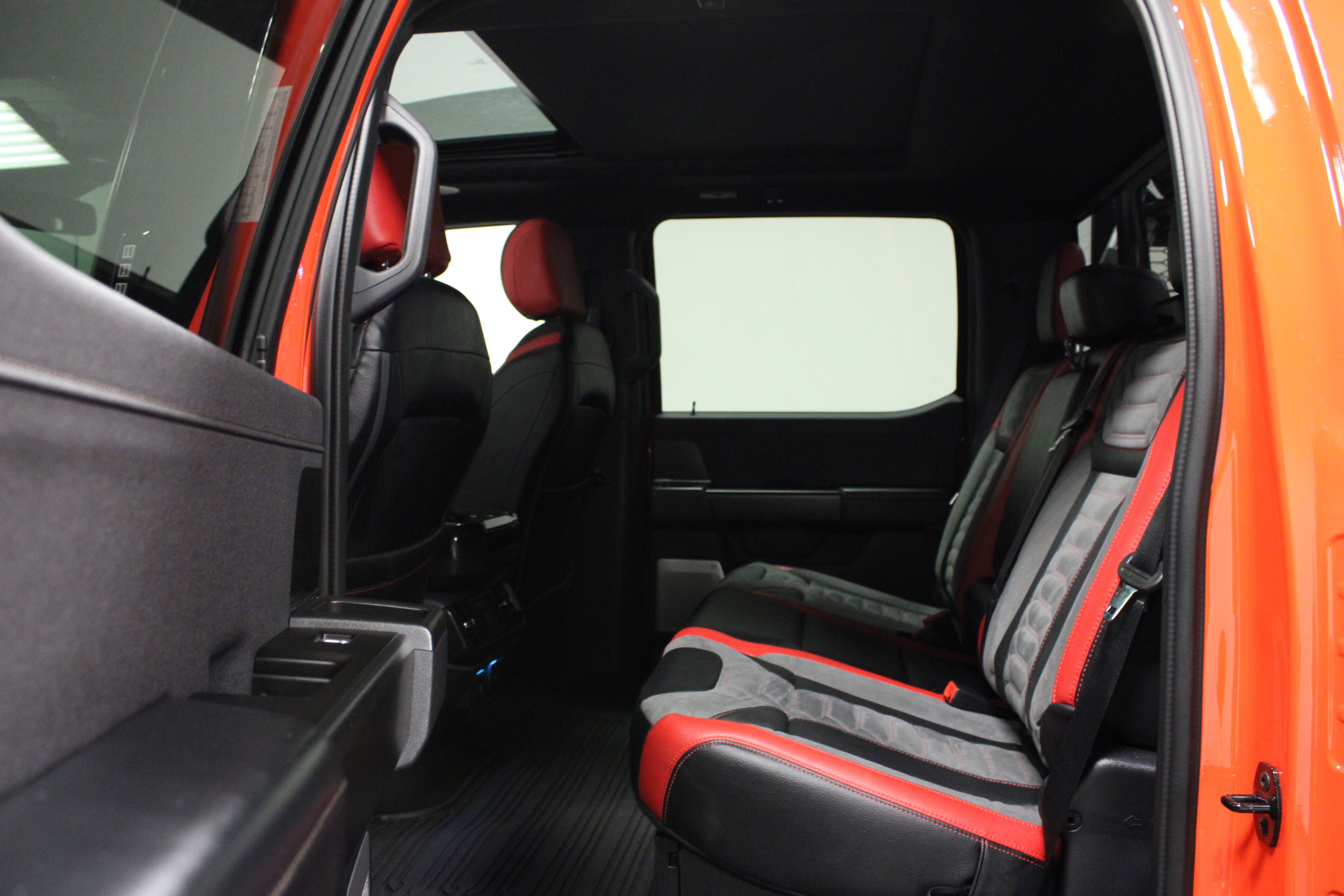 Used 2023 Ford F150 Raptor w/ Raptor Carbon Fiber Package image 13