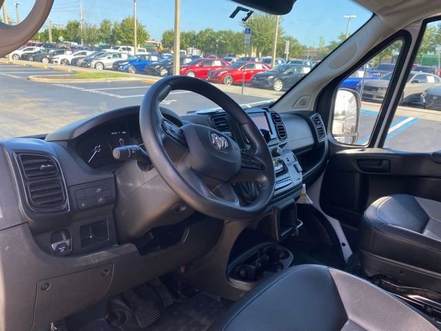 Used 2025 RAM ProMaster 2500 w/ Convenience Group image 13