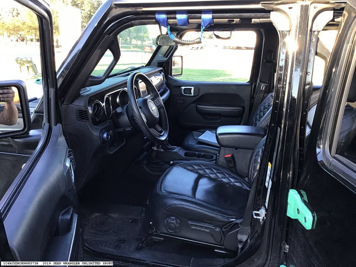 Used 2019 Jeep Wrangler Unlimited Sport AWD/4WD image 8