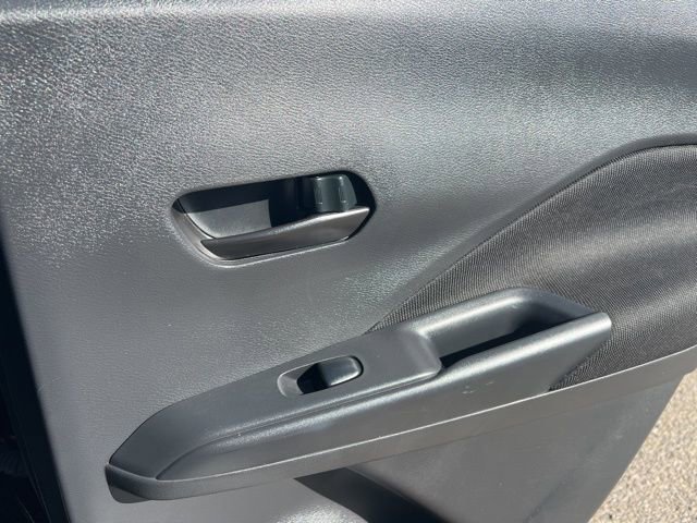 Used 2024 Nissan Kicks S image 28