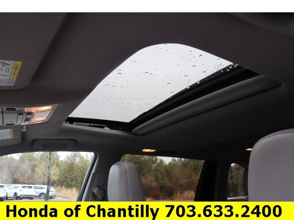 Used 2016 Toyota Highlander Limited image 21